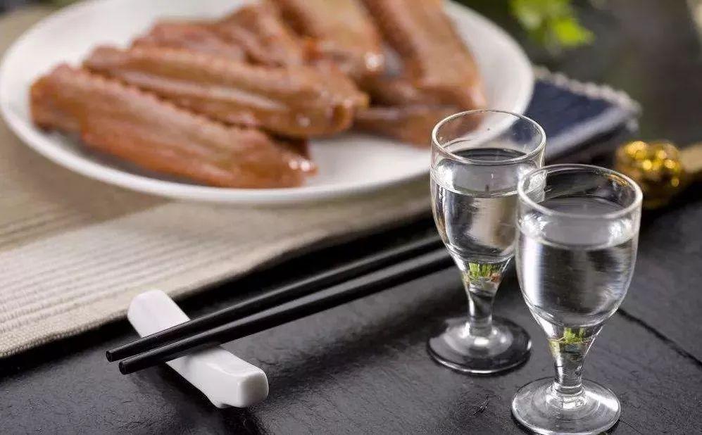 為什么醬酒中有酸味？